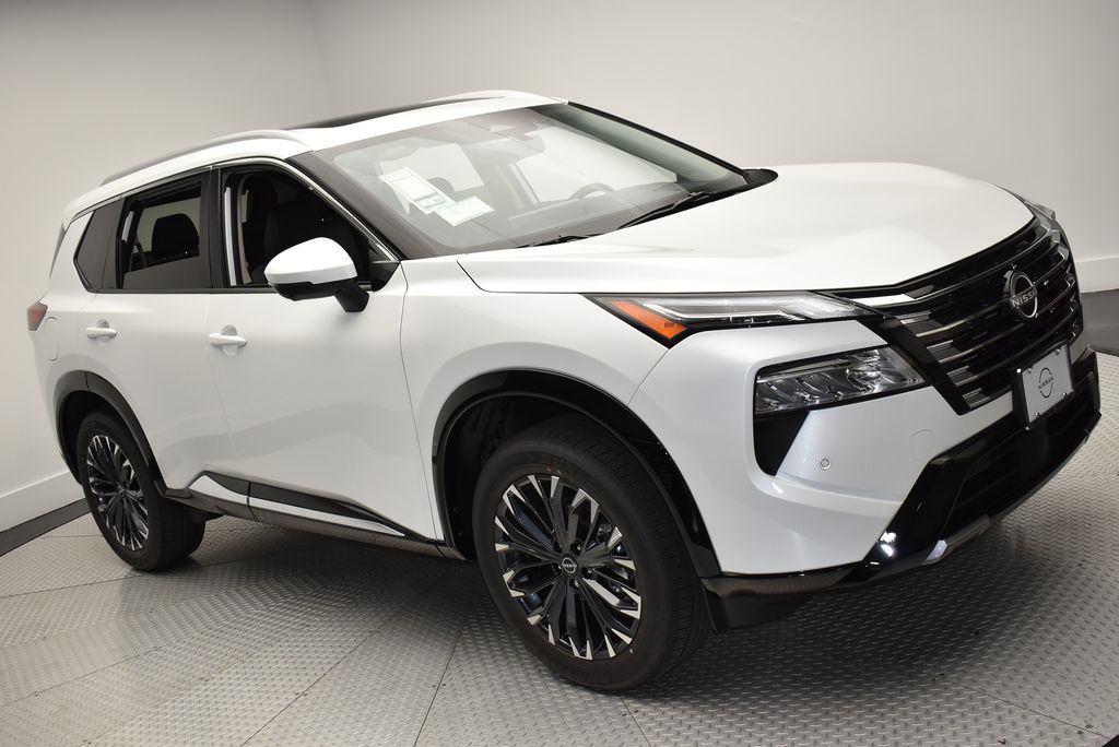 Thumbnail: 2026 Nissan Rogue - 3