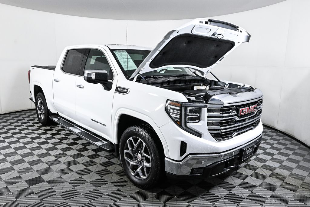 2022 GMC Sierra 1500 SLT 29