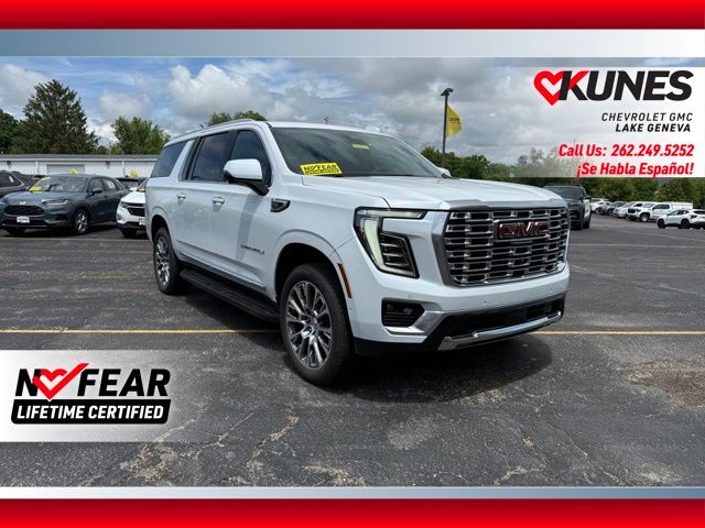 Glacier White Tricoat 2026 GMC Yukon XL SUV / Crossover Four-Wheel Drive Automatic