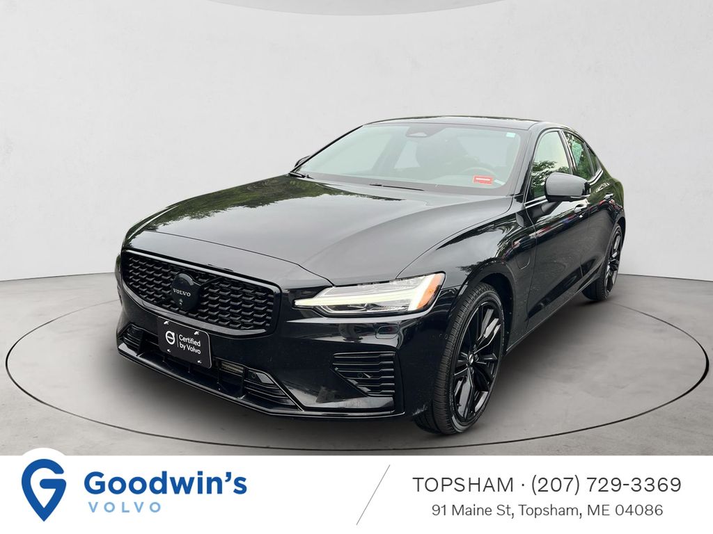Onyx Black Metallic 2024 Volvo S60 Sedan All-Wheel Drive Automatic