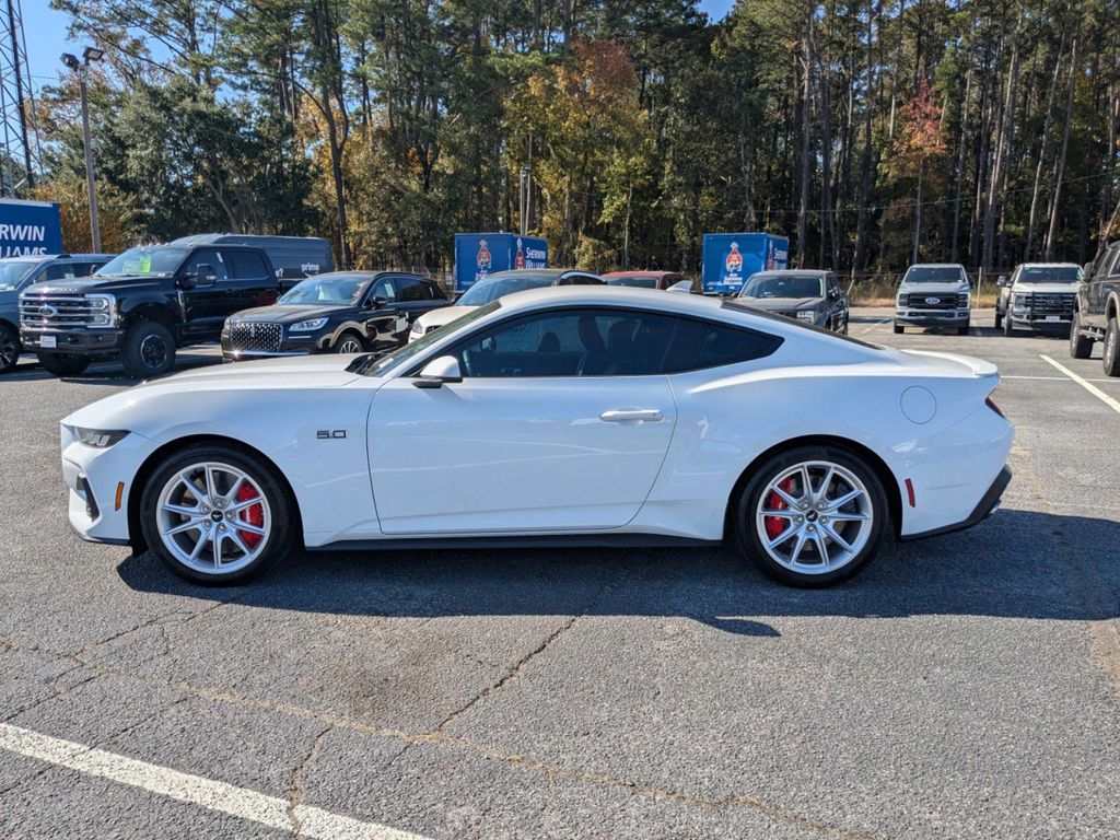 2025 Ford Mustang GT Premium Fastback