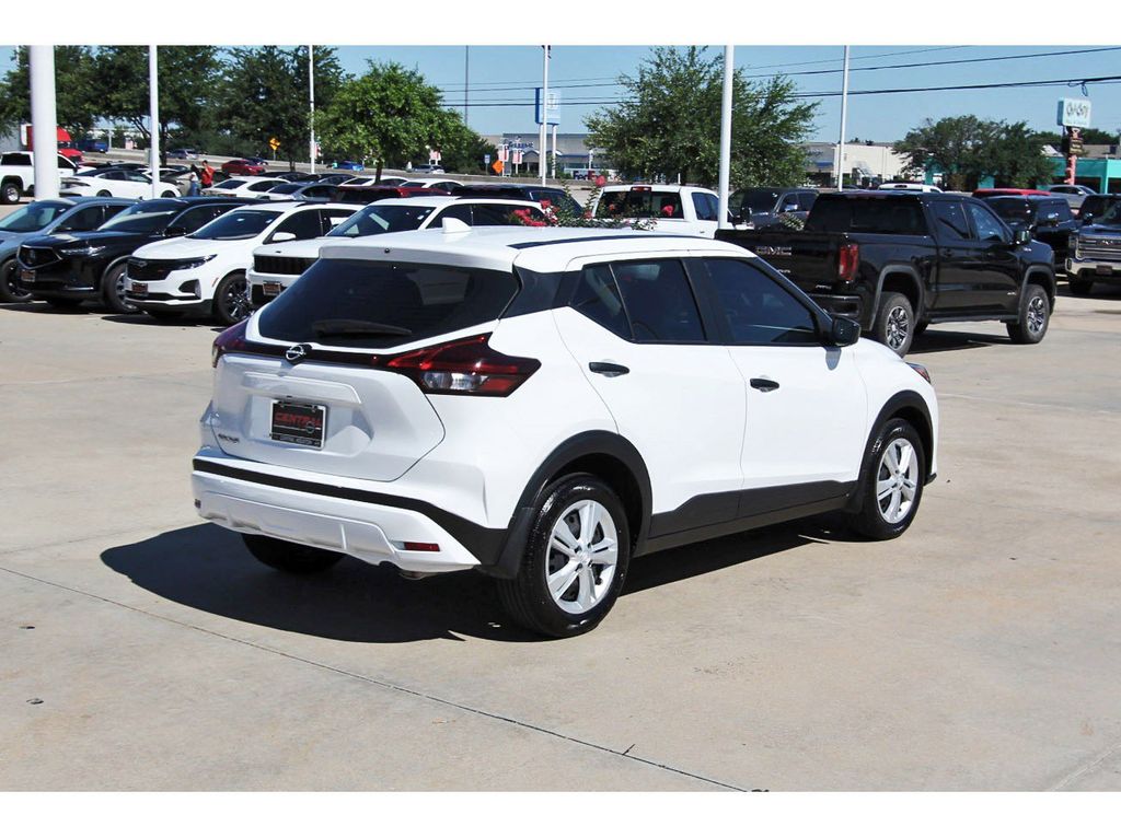 2025 Nissan Kicks Play S White at South Houston Nissan