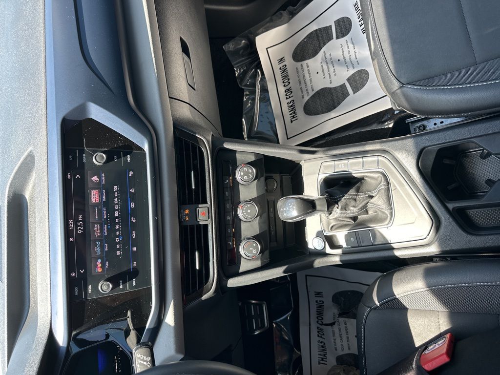 2022 Gray Volkswagen Taos 1.5T SE FWD SUV