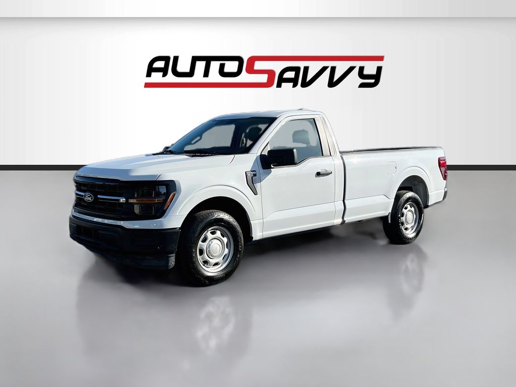Used 2024 White Ford XL image 3