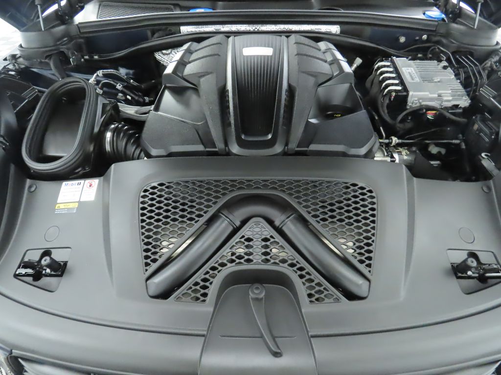 2021 Porsche Macan GTS 32