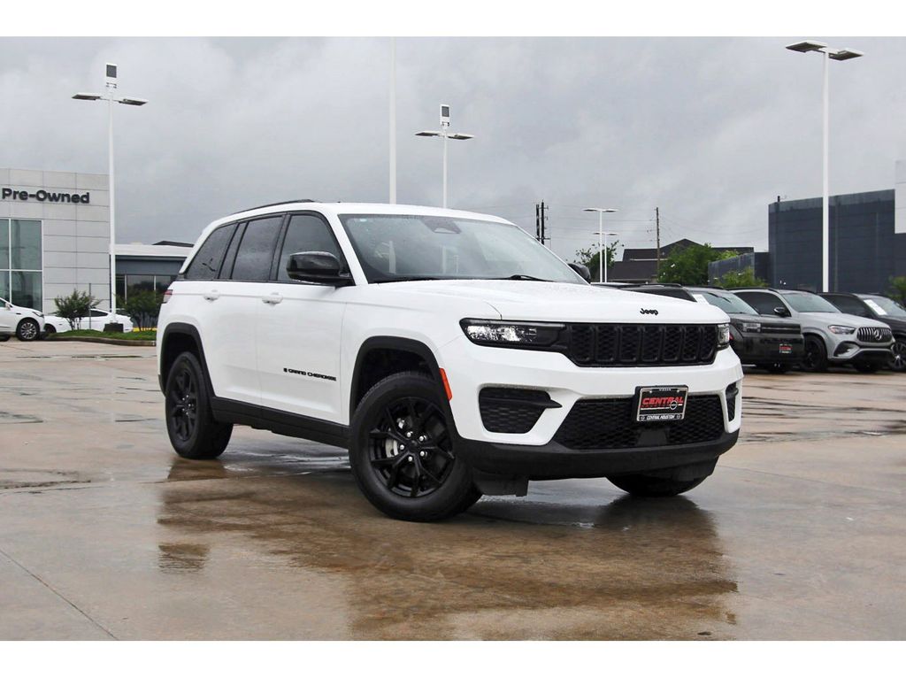 2025 Jeep Grand Cherokee Altitude - 0