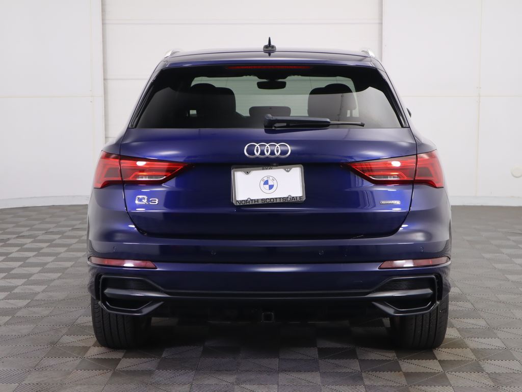 Thumbnail: 2021 Audi Q3 - 6