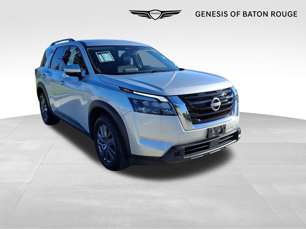 Brilliant Silver Metallic 2025 Nissan Pathfinder SUV / Crossover Front-Wheel Drive 9-Speed Automatic