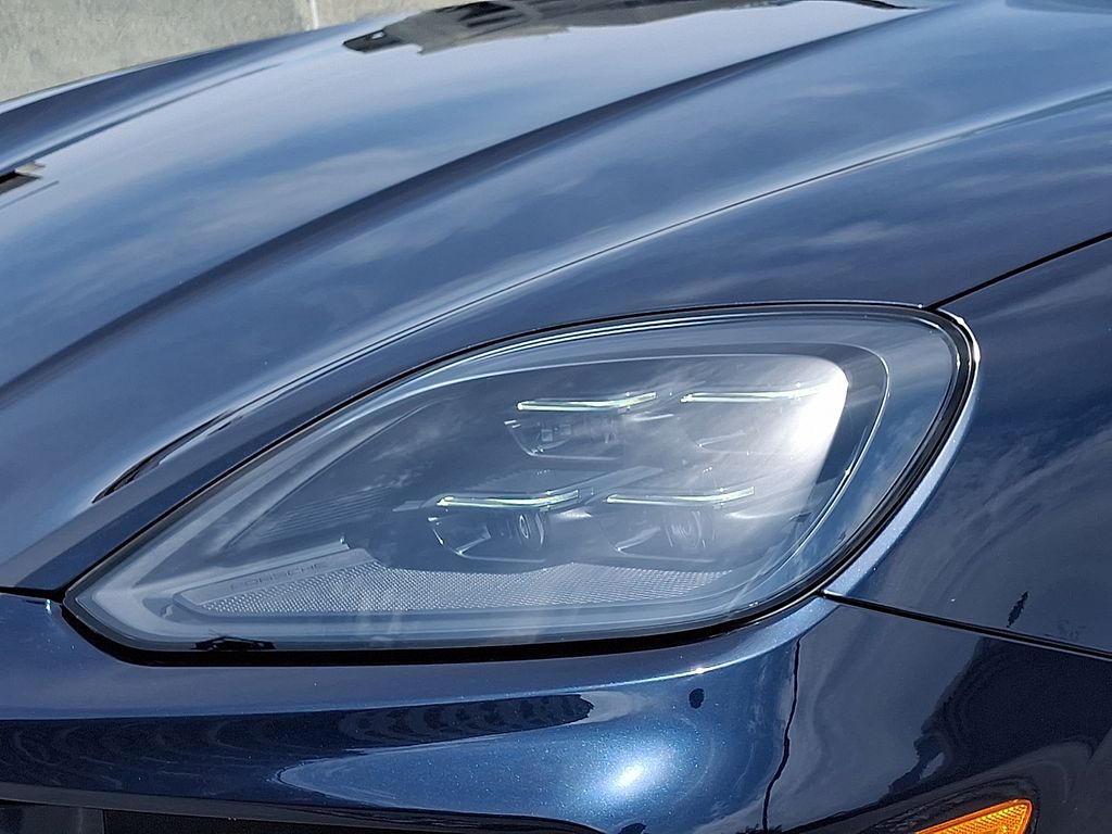 Thumbnail: 2025 Porsche  - 11