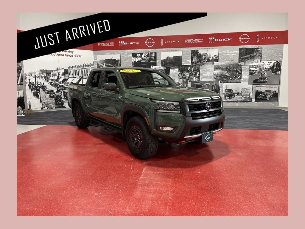 2026 Nissan Frontier PRO-4X Crew Cab 4WD