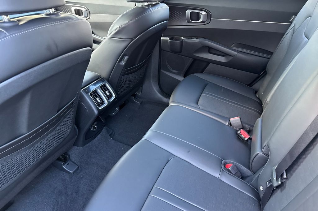 new 2026 Kia Sorento car, priced at $39,265