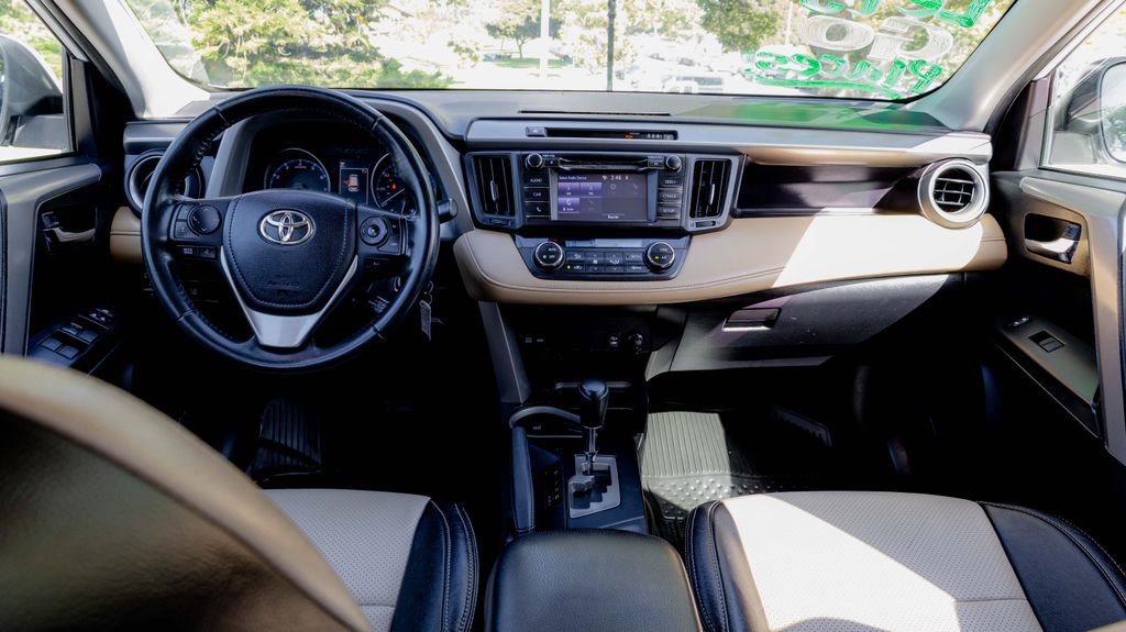 Used 2018 Toyota RAV4 XLE 4D Sport Utility