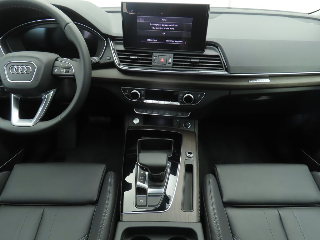 2025 Audi Q5  13