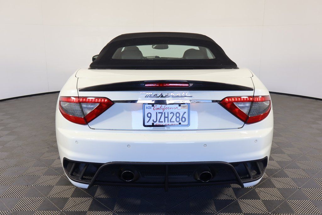 Thumbnail: 2013 Maserati GranTurismo - 5