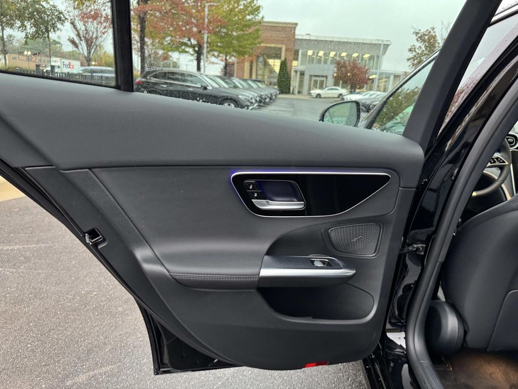 Thumbnail: 2025 Mercedes-Benz C-Class - 13