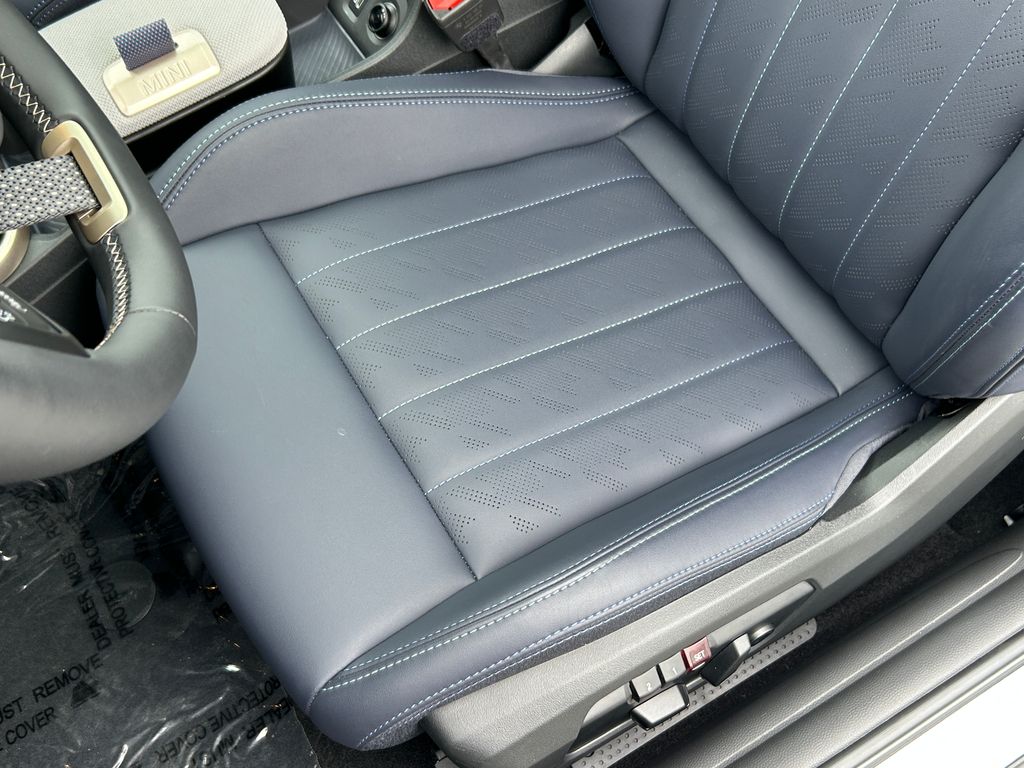 Thumbnail: 2025 MINI Cooper - 15