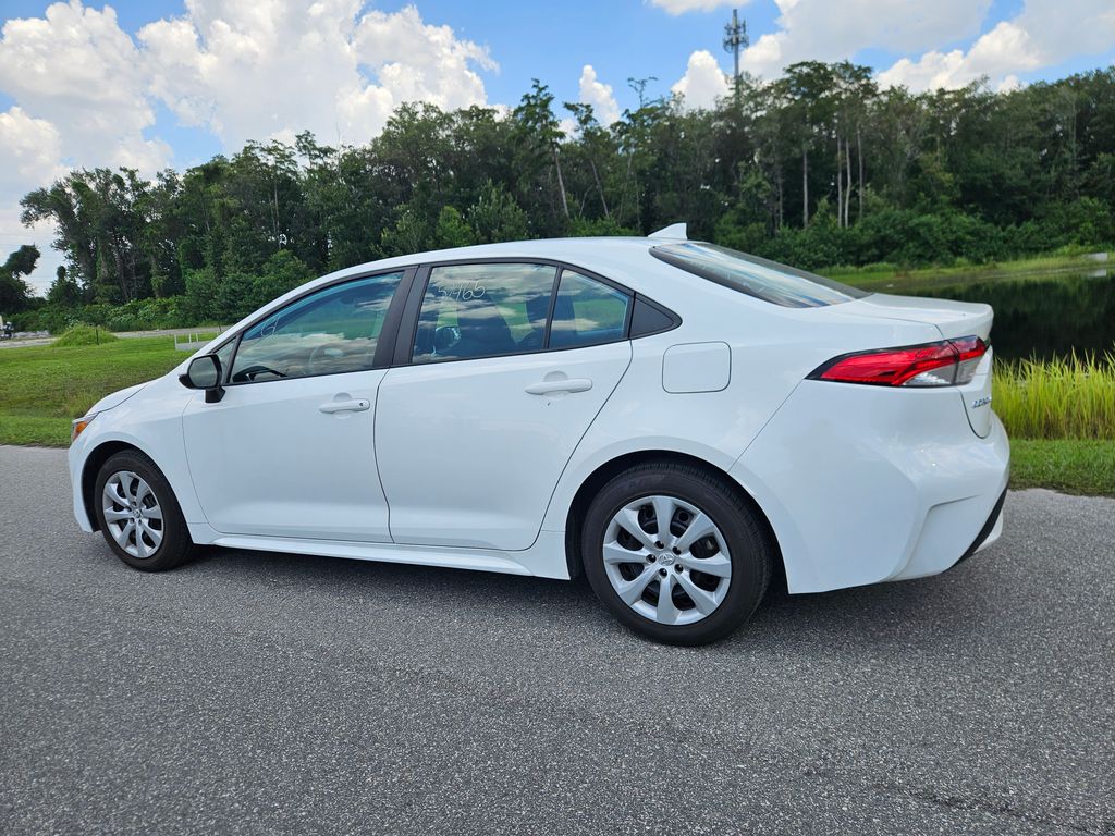 Thumbnail: 2022 Toyota Corolla - 3