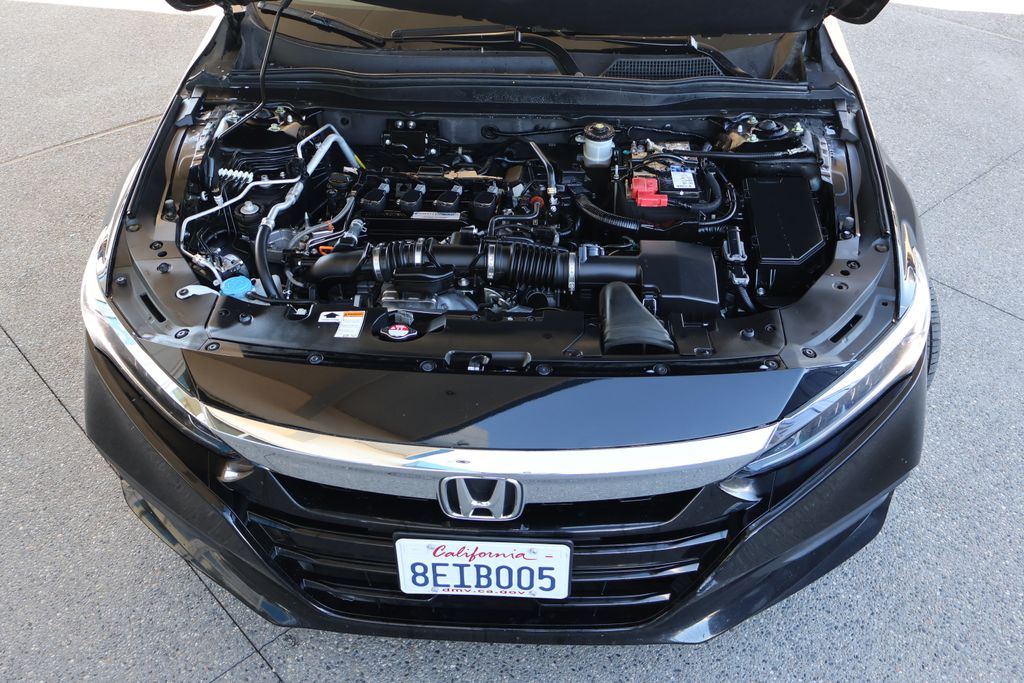 2018 Honda Accord LX 28