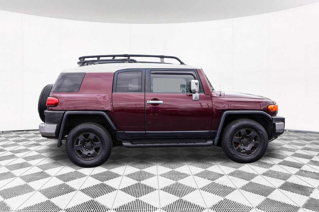 2007 Toyota FJ Cruiser Base 6