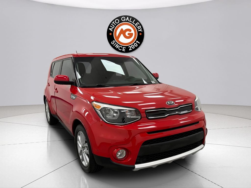 Inferno Red 2017 Kia Soul Wagon Front-Wheel Drive 6-Speed Automatic