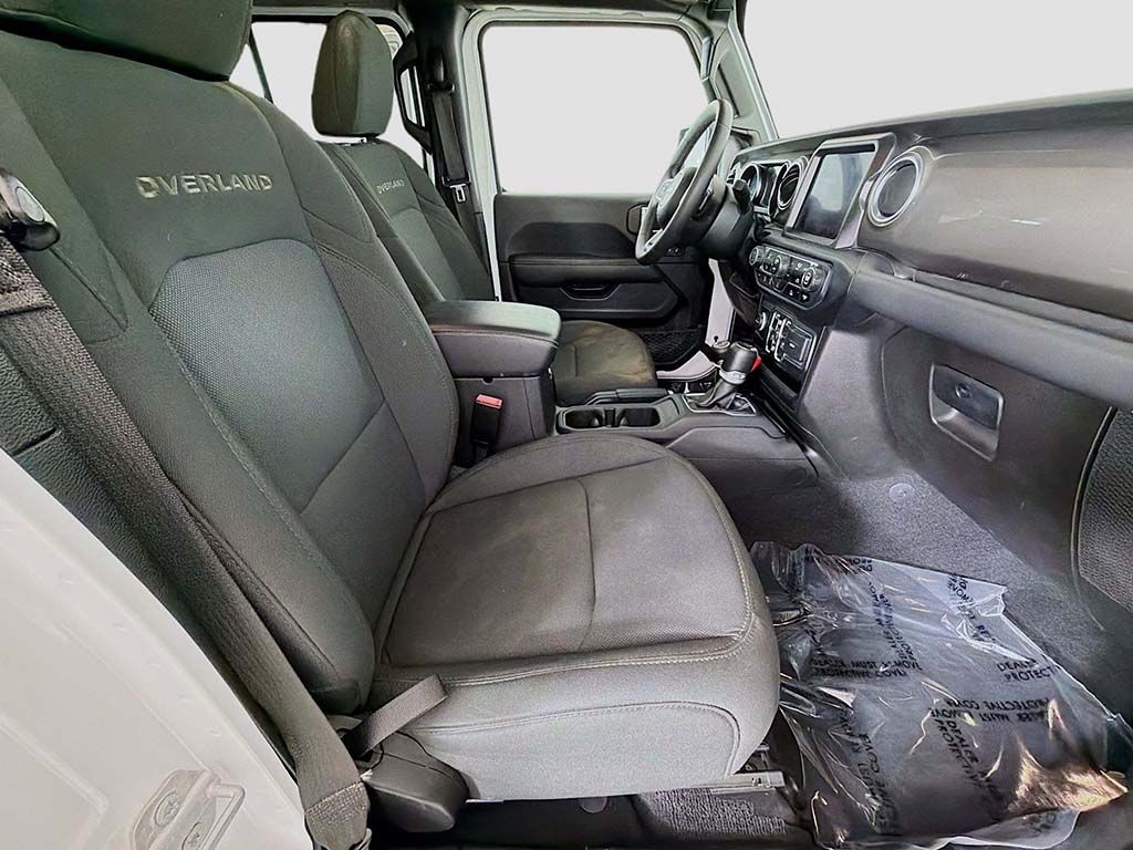Used 2023 White Jeep Overland image 22