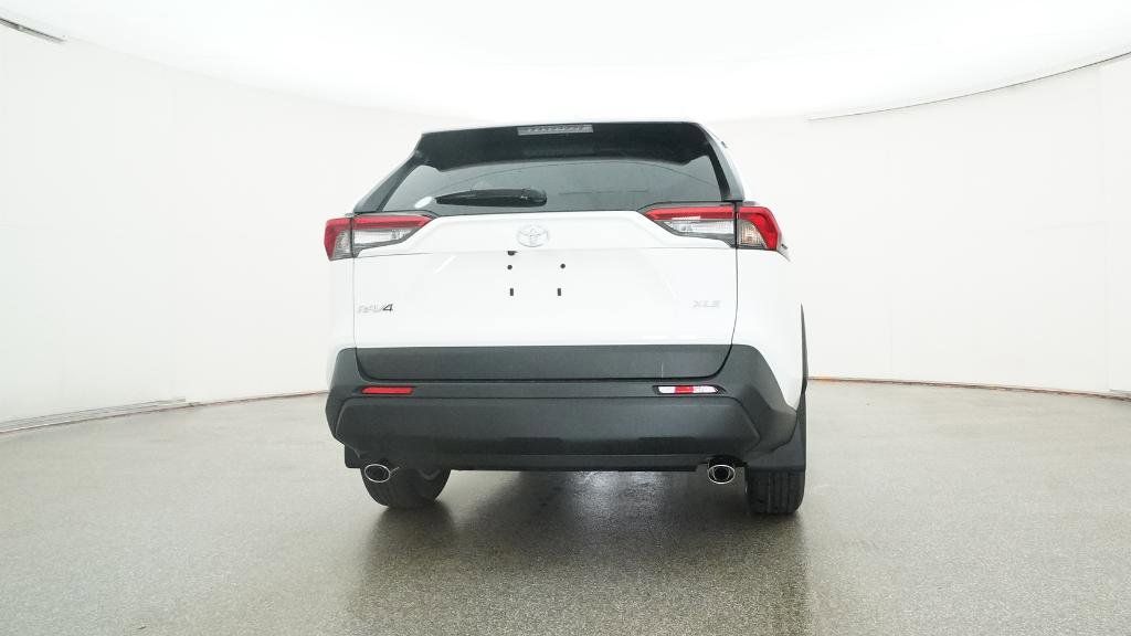 Thumbnail: 2025 Toyota RAV4 - 18