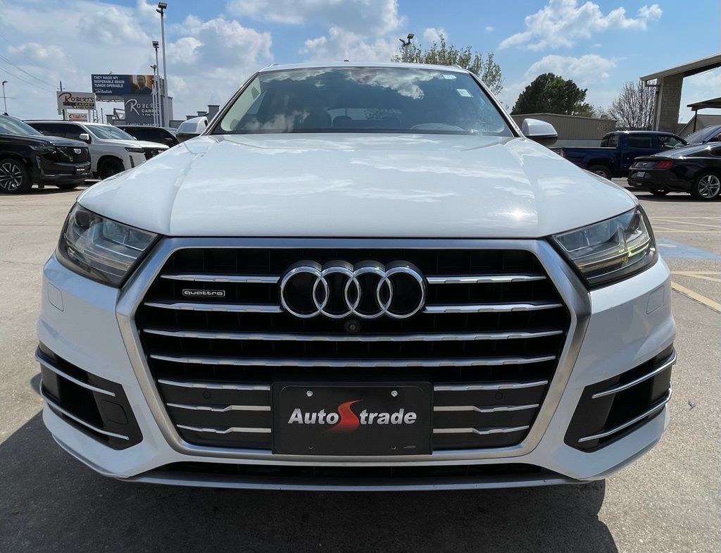 2017 Audi Q7 2.0T Premium Plus White at Autostrade