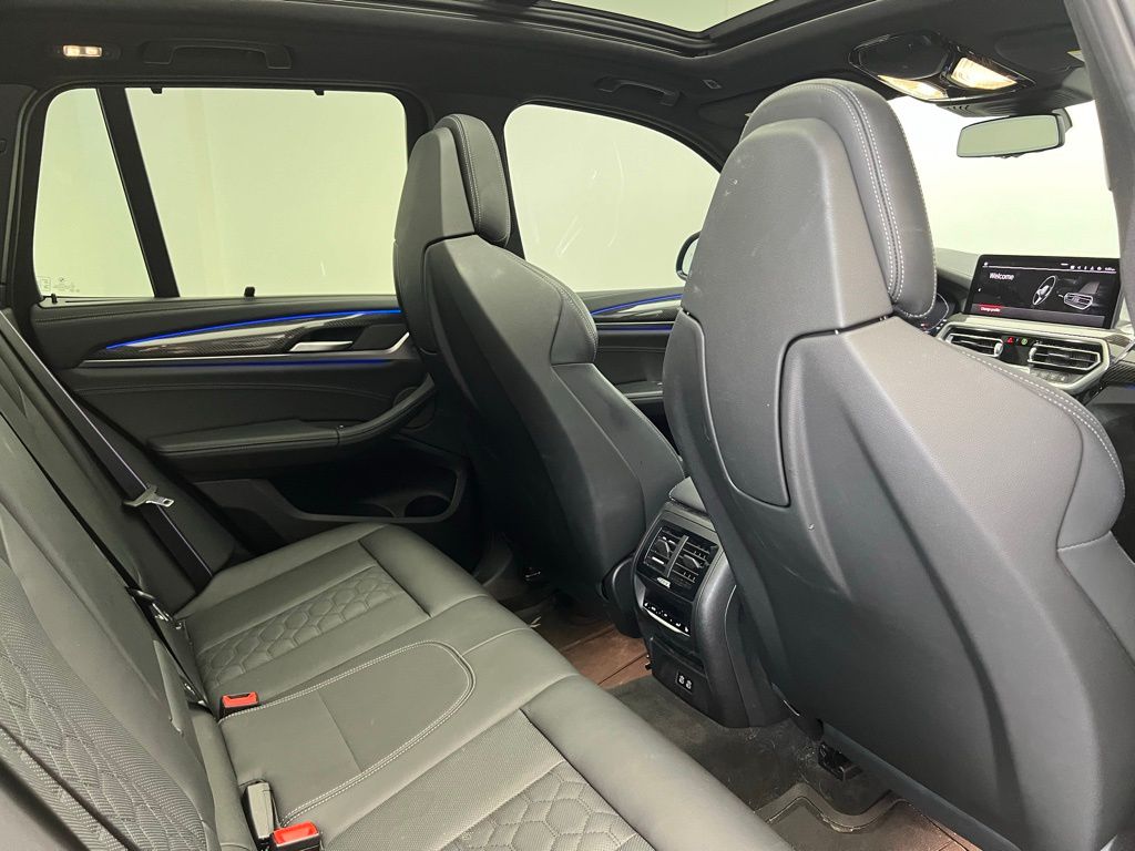 Thumbnail: 2023 BMW X3 - 9