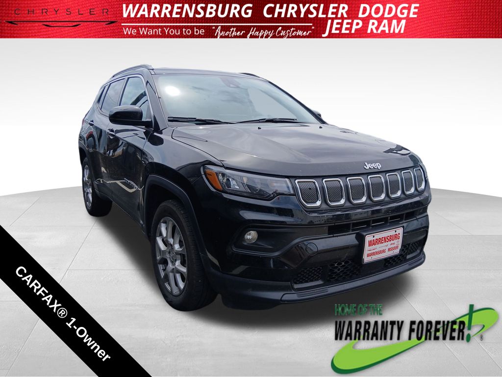 Diamond Black Crystal Pearlcoat 2022 Jeep Compass Latitude Lux 4WD SUV / Crossover Four-Wheel Drive 9-Speed Automatic