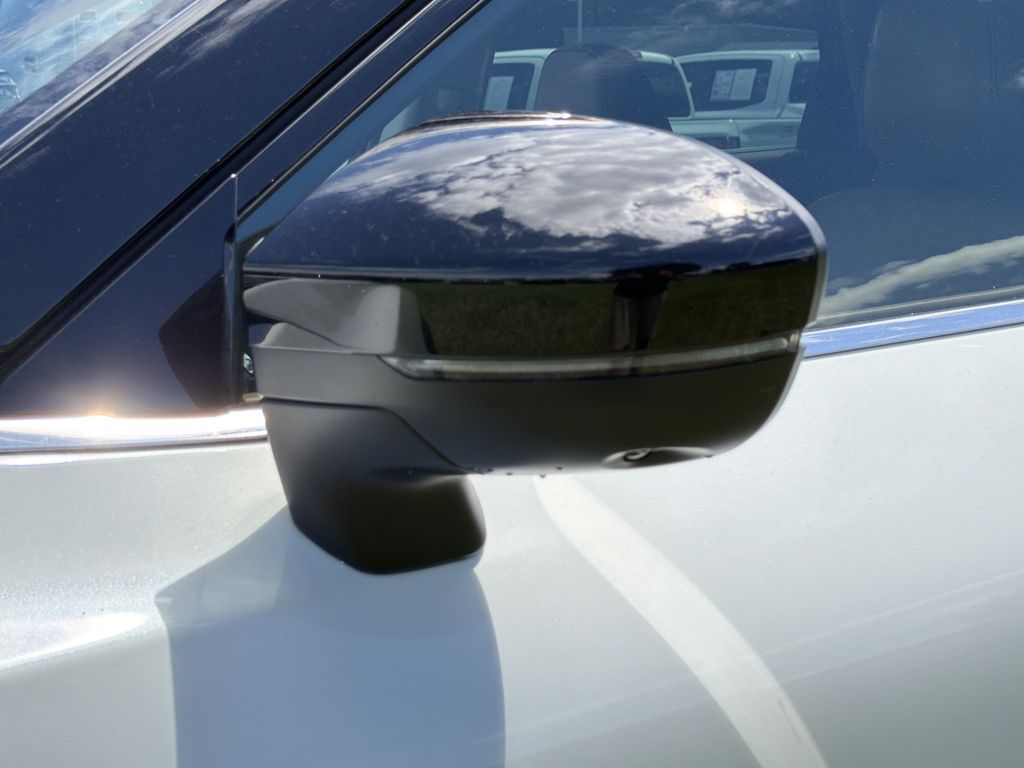 Used 2024 Nissan Pathfinder SUV