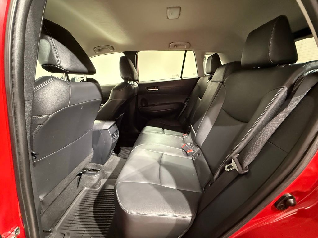 Thumbnail: 2023 Toyota Corolla Cross - 18