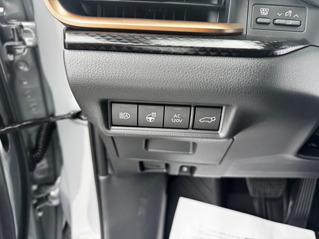 New 2026 Toyota Grand Highlander Hybrid SUV