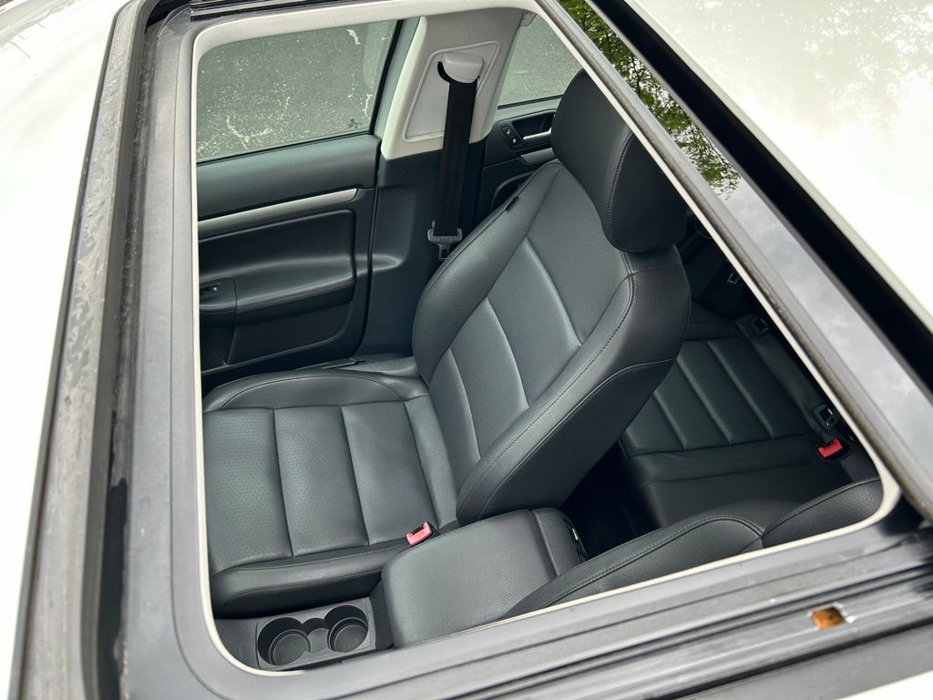 2010 Volkswagen Jetta Limited Edition 11