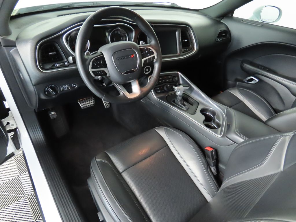 2017 Dodge Challenger GT 9