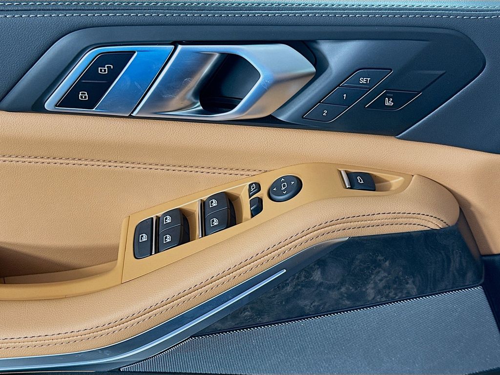 Thumbnail: 2026 BMW X5 - 20