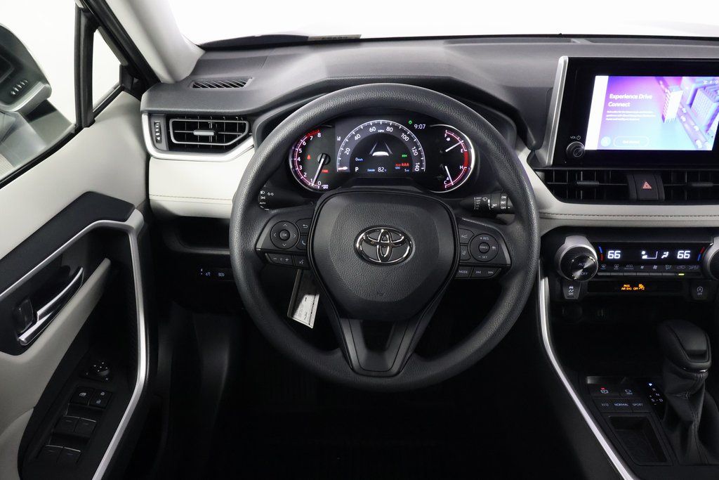 Thumbnail: 2025 Toyota RAV4 - 3