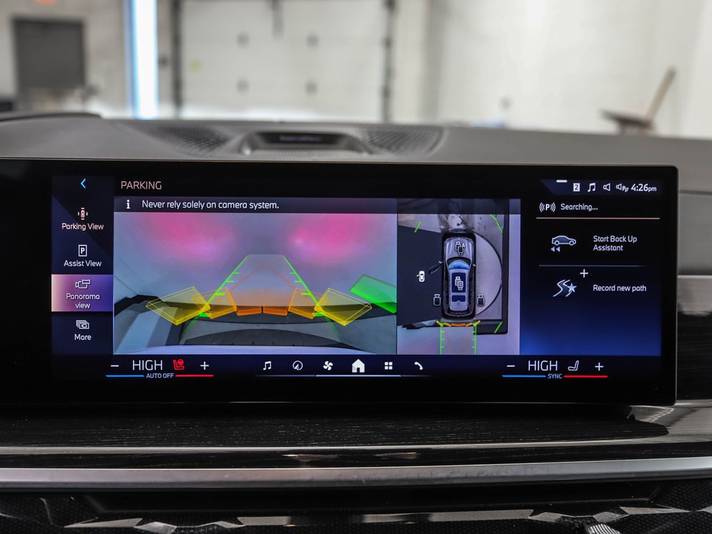 Thumbnail: 2024 BMW X7 - 18