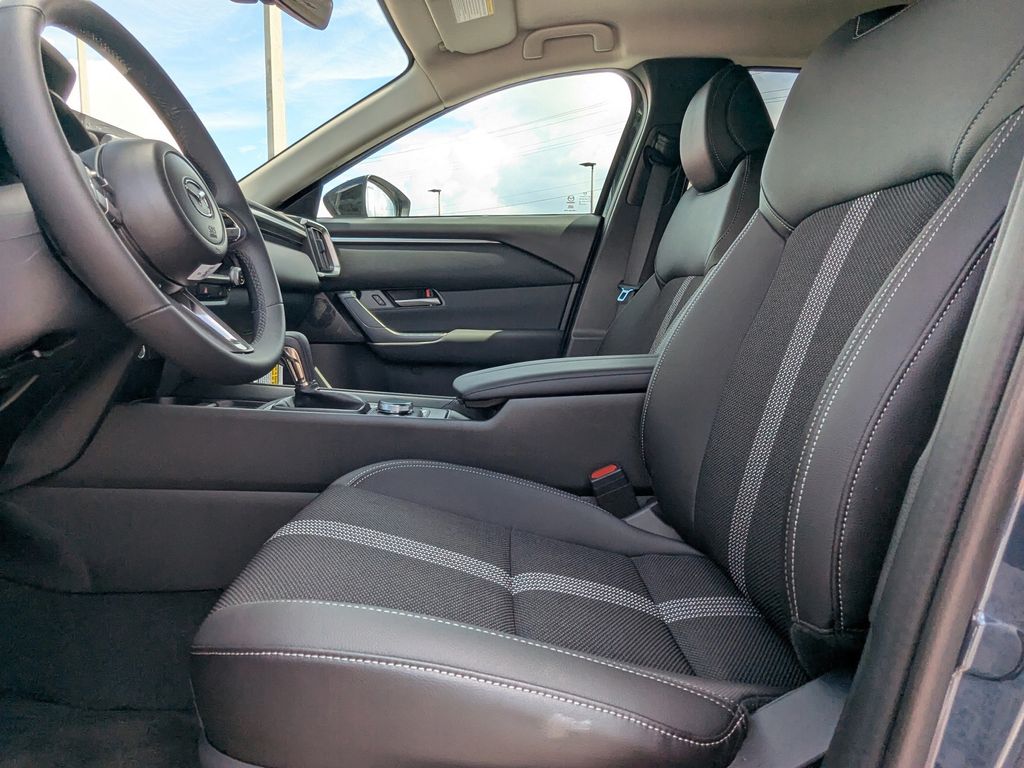 2025 Mazda CX-50 2.5 S Preferred Package