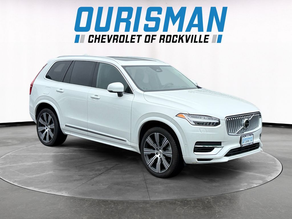 Crystal White 2025 Volvo XC90 Recharge T8 Ultra Bright Theme AWD SUV / Crossover Automatic
