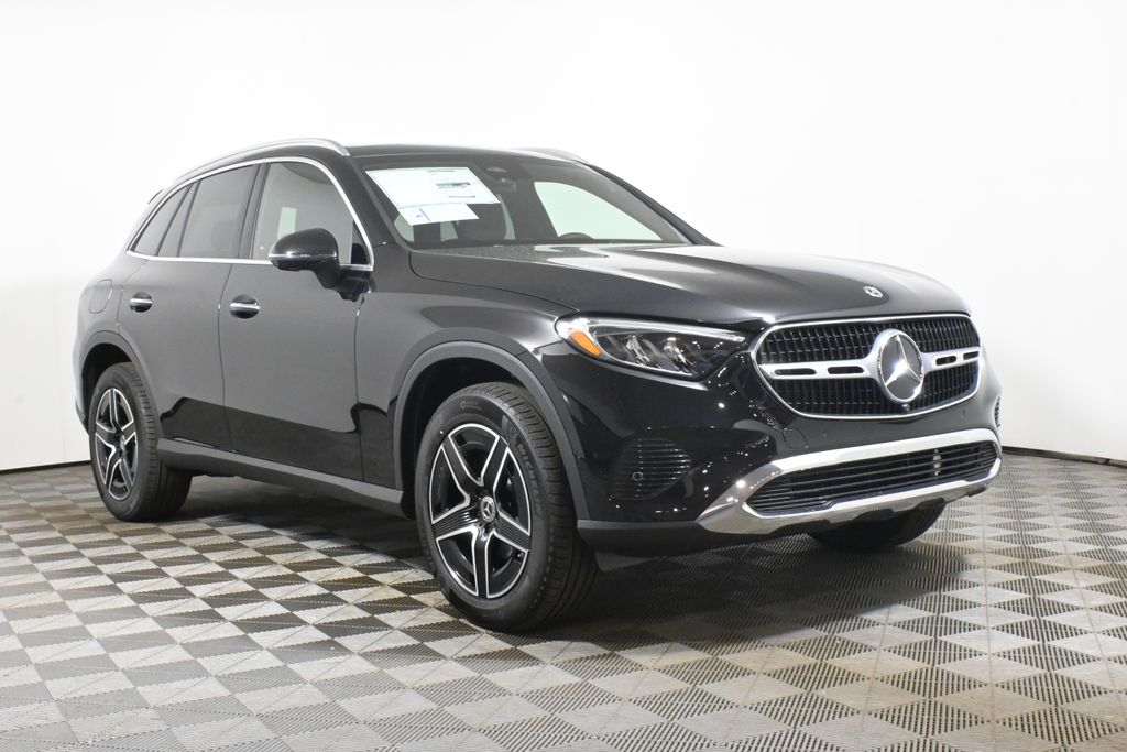 Thumbnail: 2026 Mercedes-Benz GLC - 9