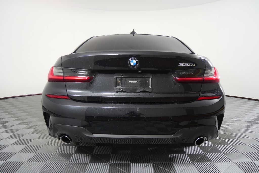 Thumbnail: 2020 BMW 3 Series - 4