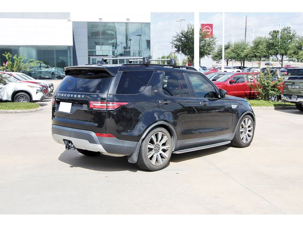 2018 Land Rover Discovery HSE Luxury Black at Ultimate Motorsports