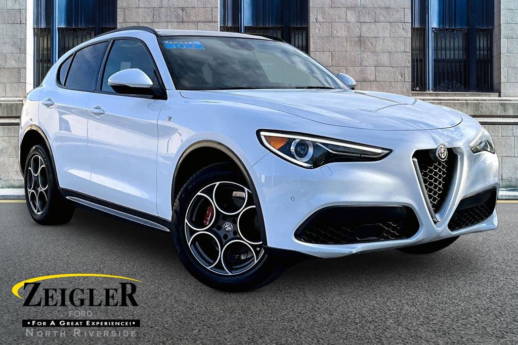2022 Alfa Romeo Stelvio Ti