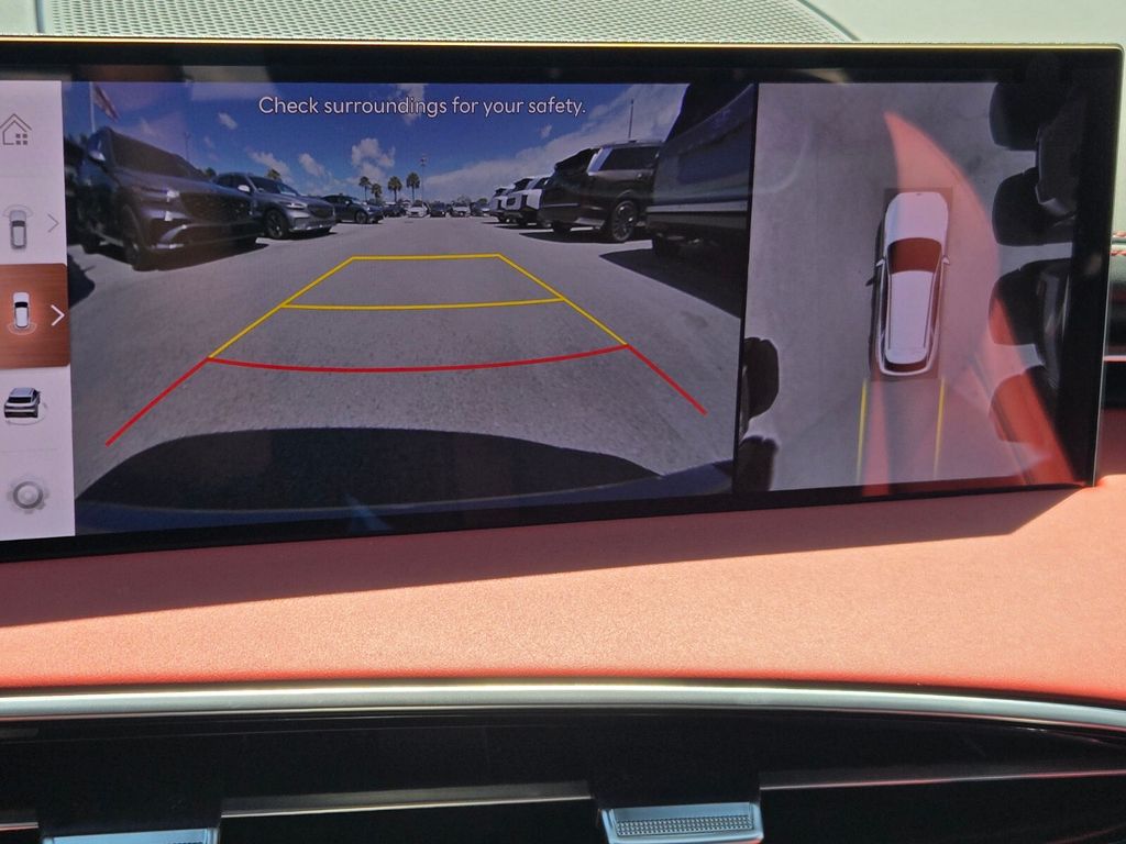 2027 Genesis Gv70