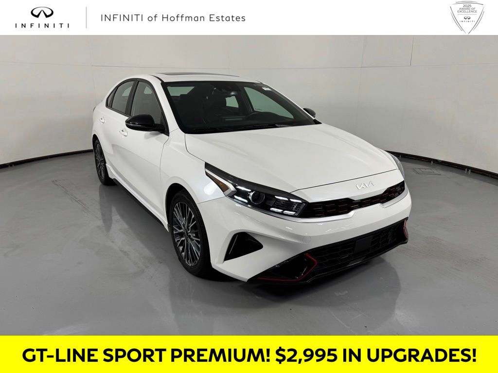 Snow White Pearl 2023 Kia Forte Sedan Front-Wheel Drive Continuously Variable Transmission