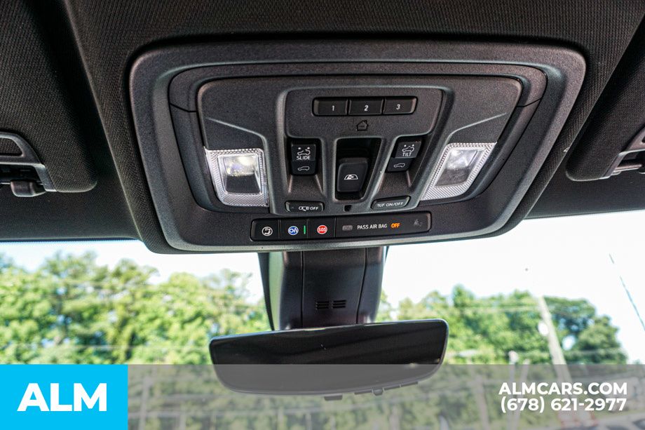 Used 2020 Beige Chevrolet High Country image 34