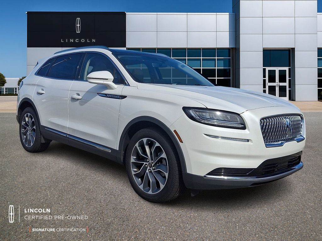 2022 Lincoln Nautilus Reserve