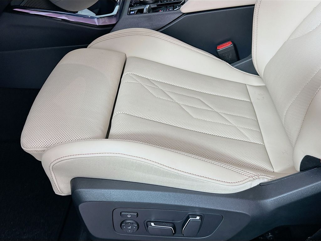 Thumbnail: 2026 BMW X3 - 21