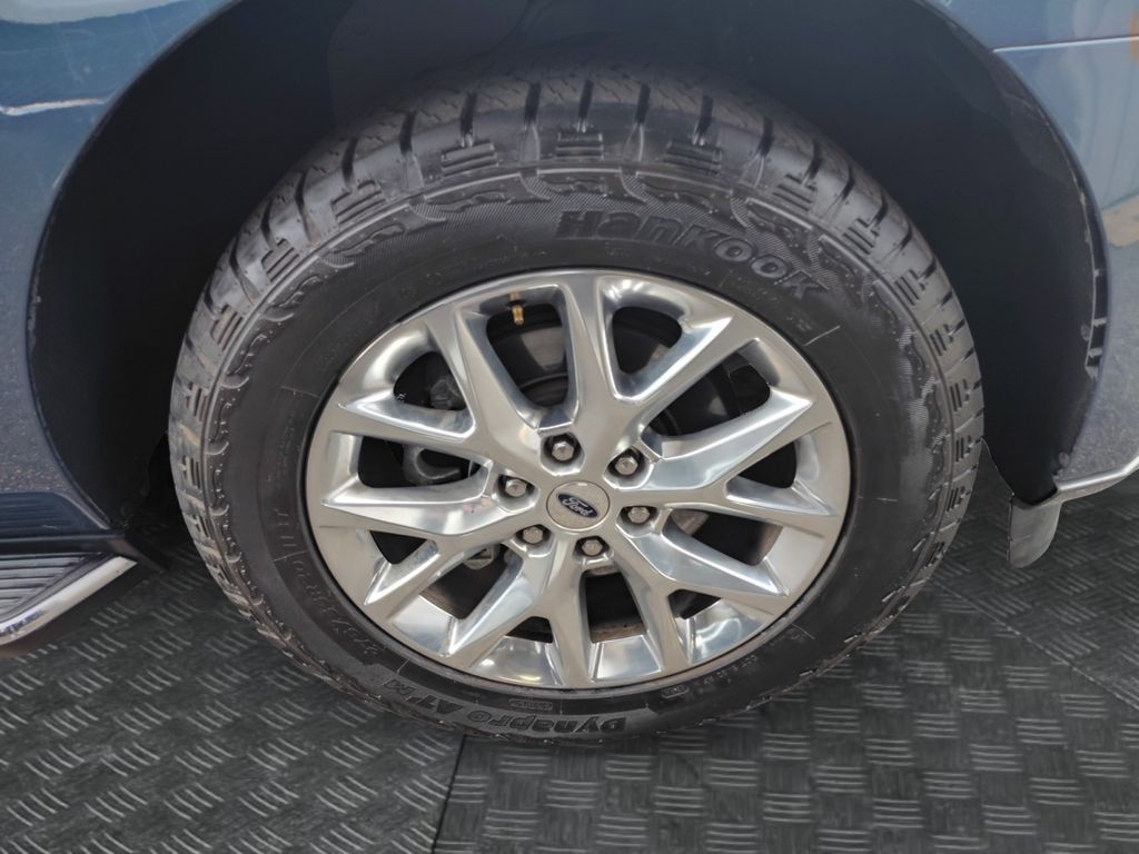 Used Car 2020 Ford Expedition Max  Xlt For Sale Under $30,000 In Austin, Texas