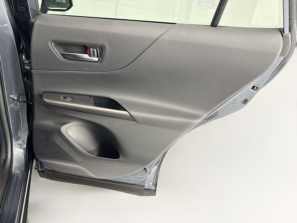 Thumbnail: 2023 Toyota Venza - 27